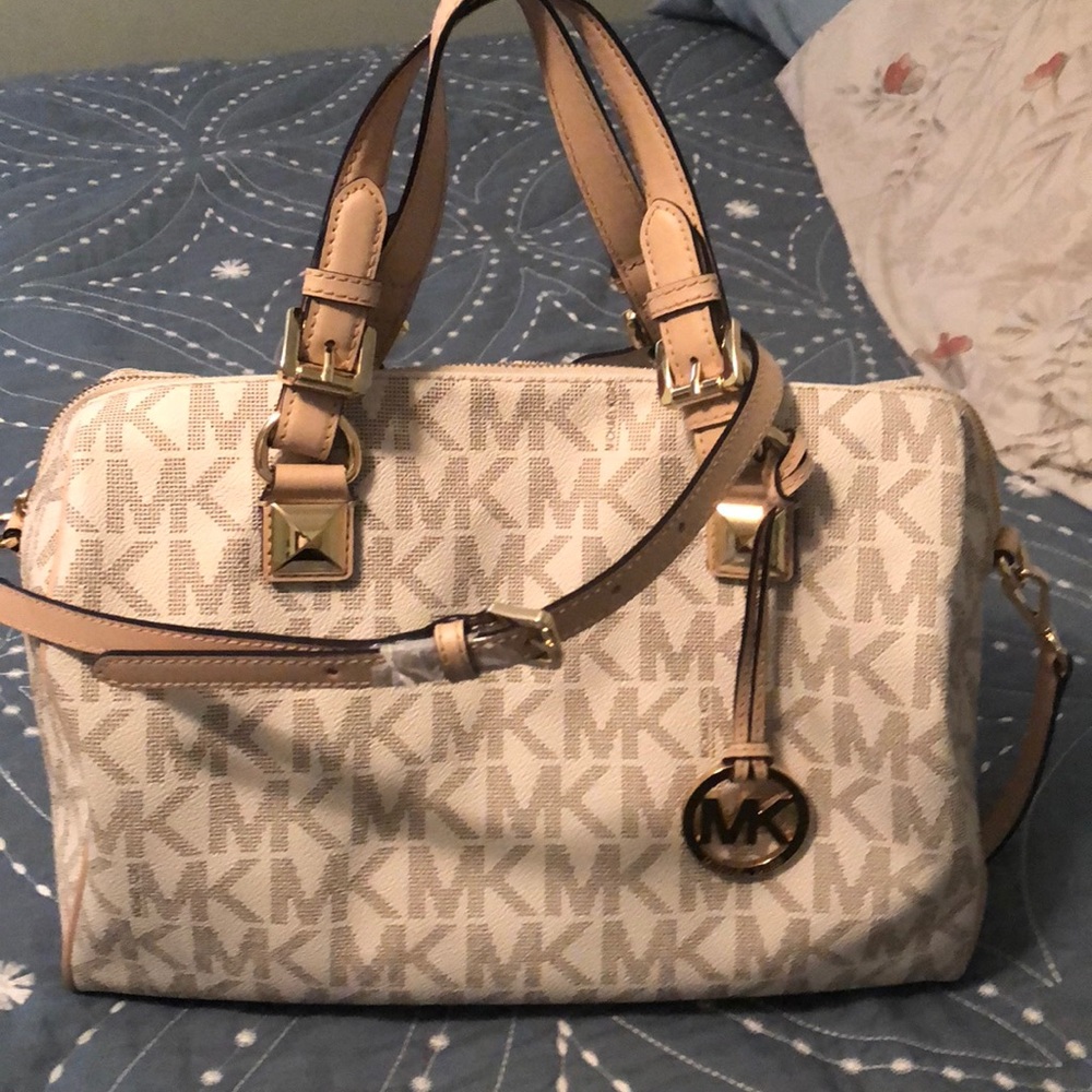 Designer large hand bag